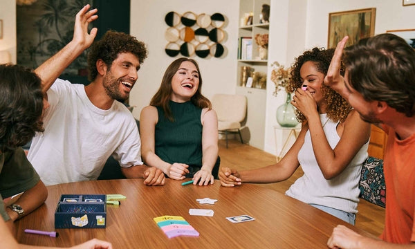  18 Board Game HẤP DẪN CÙNG BẠN BÈ: Nâng Tầm Đêm Game Với Chiến Thuật & Công Nghệ