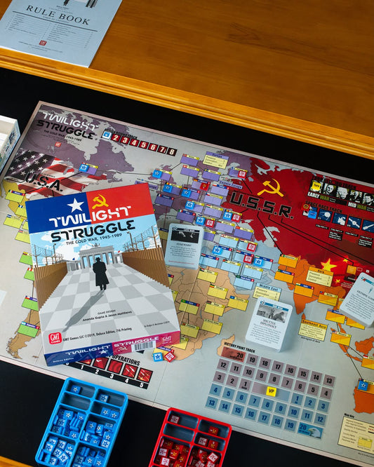 Nâng cấp trải nghiệm Twilight Struggle với bộ GeekUp Bit Set