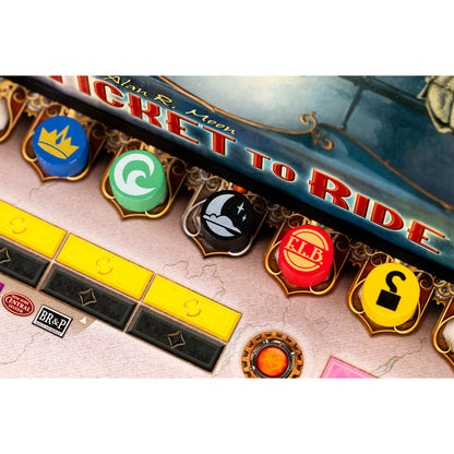TICKET TO RIDE 20TH ANNIVERSARY DELUXE TRAIN SET DISPLAY Asmodee - ảnh 3 - Board Game
